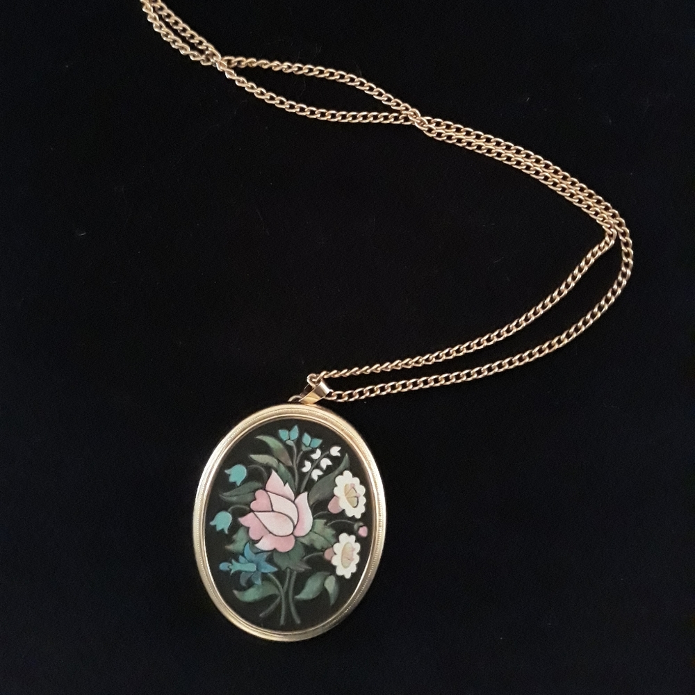 Vintage Floral Necklace
